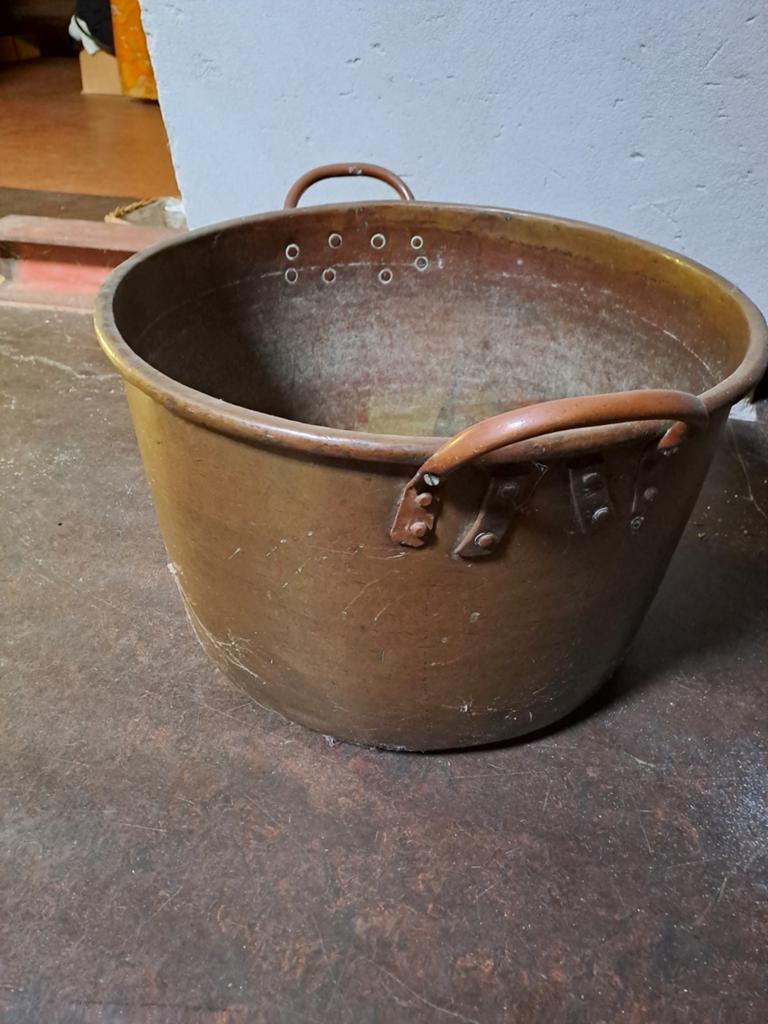 Grote ketel voor houtopslag od decoratie, Ophalen, Overige materialen, Gebruikt, Schaal