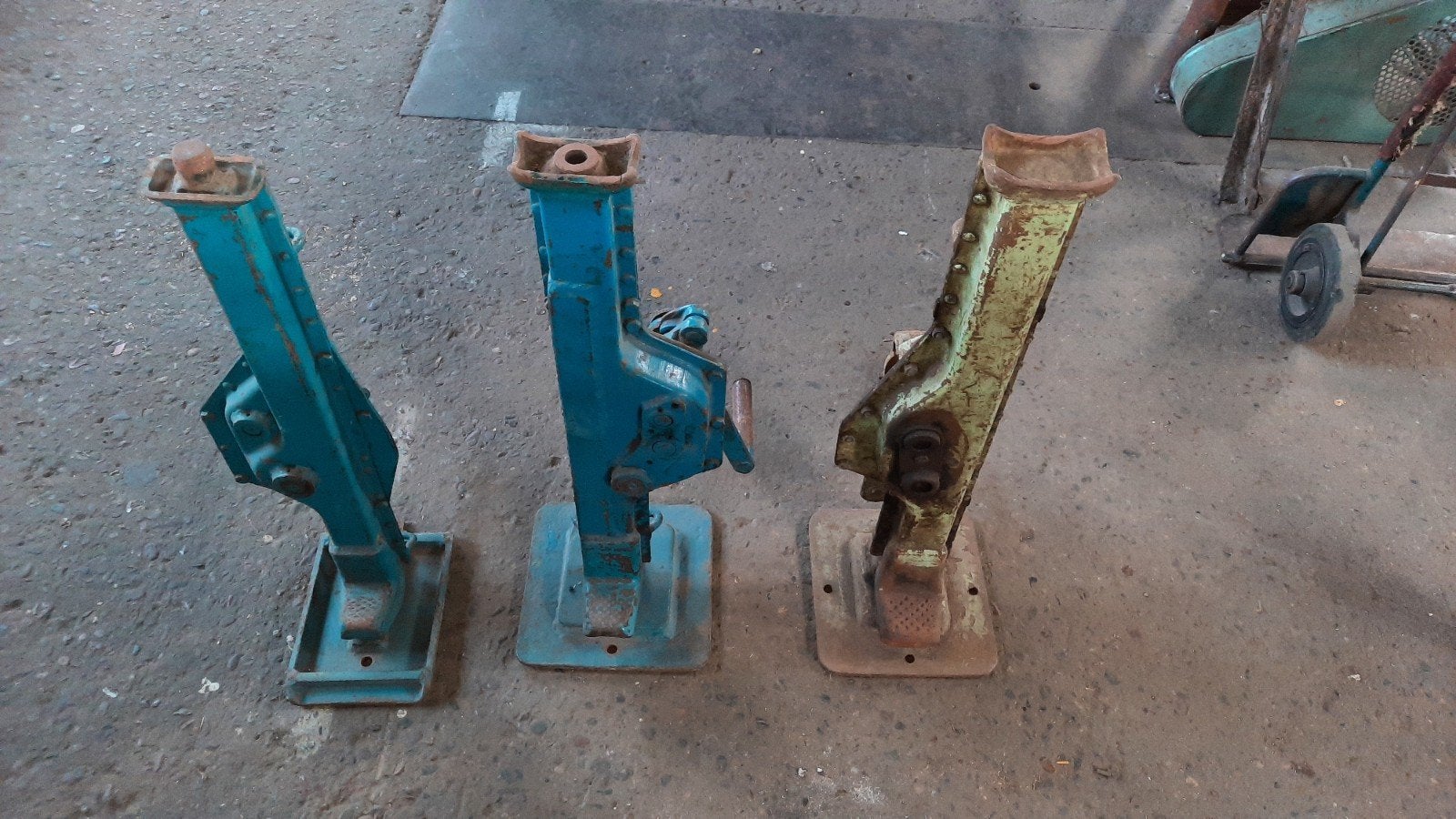 3 stuks kelderwind zware uitvoering, Ophalen, Gebruikt, Mechanisch, Potkrik
