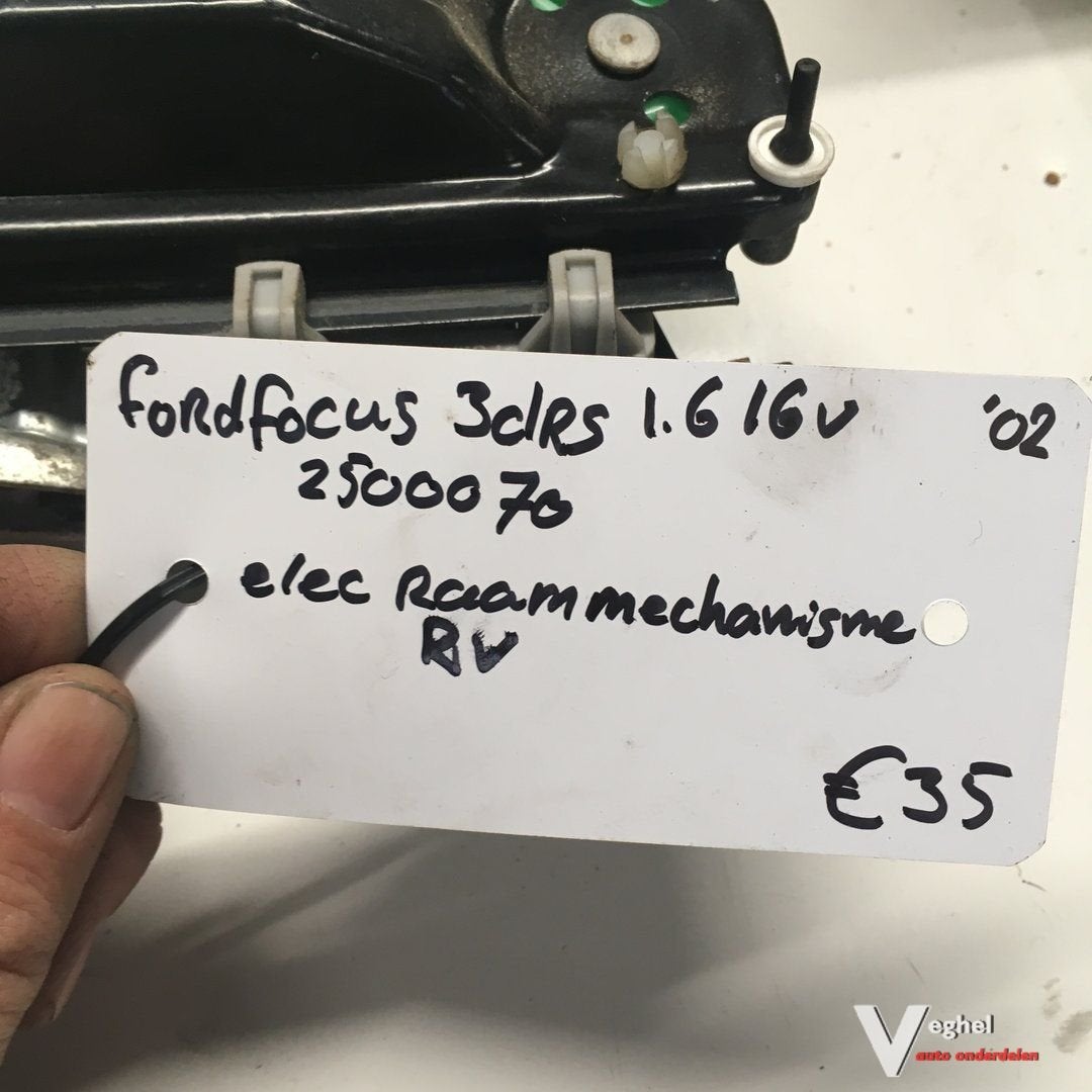 Ford Focus 3 drs 1.6 16v 2002 wagennr 250070   Elektr Raamme