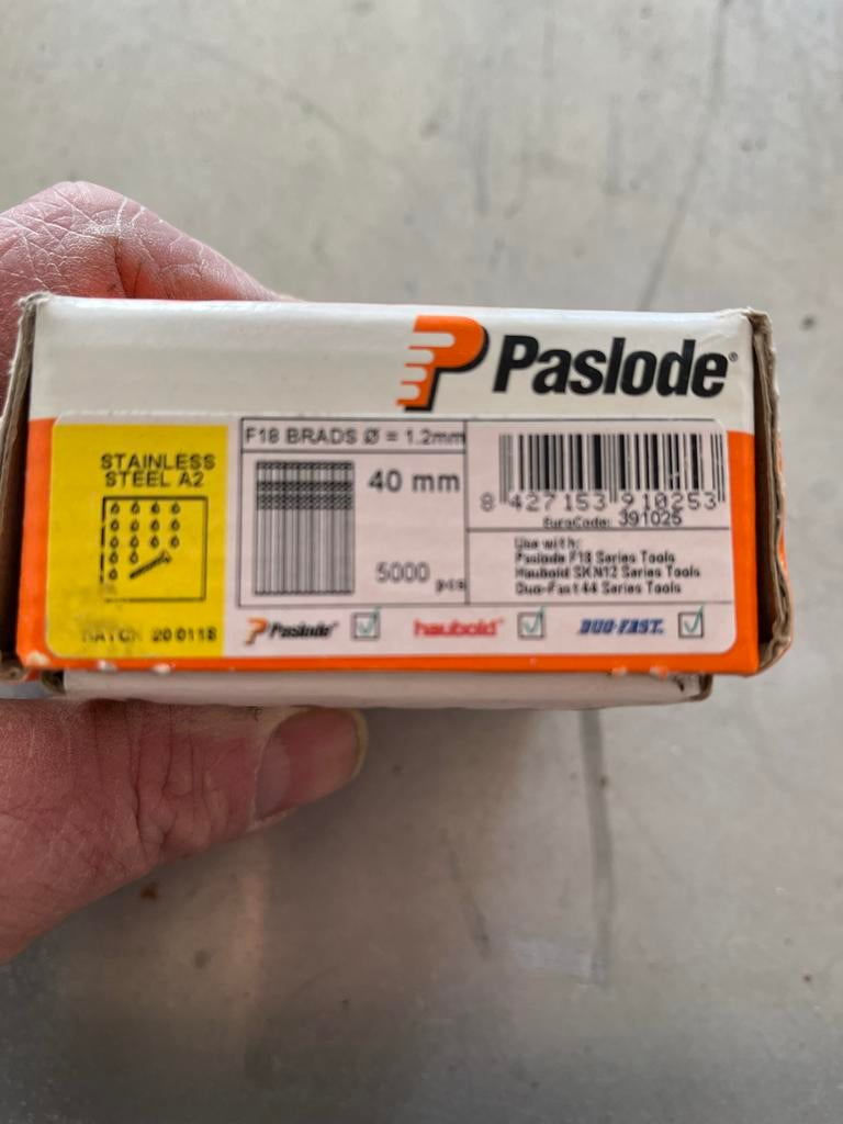 Paslode tacker nagels F18 Brads 25, 30, 40 mm RVS/verzinkt, Nieuw, Ophalen of Verzenden, Spijkers, Minder dan 50 mm