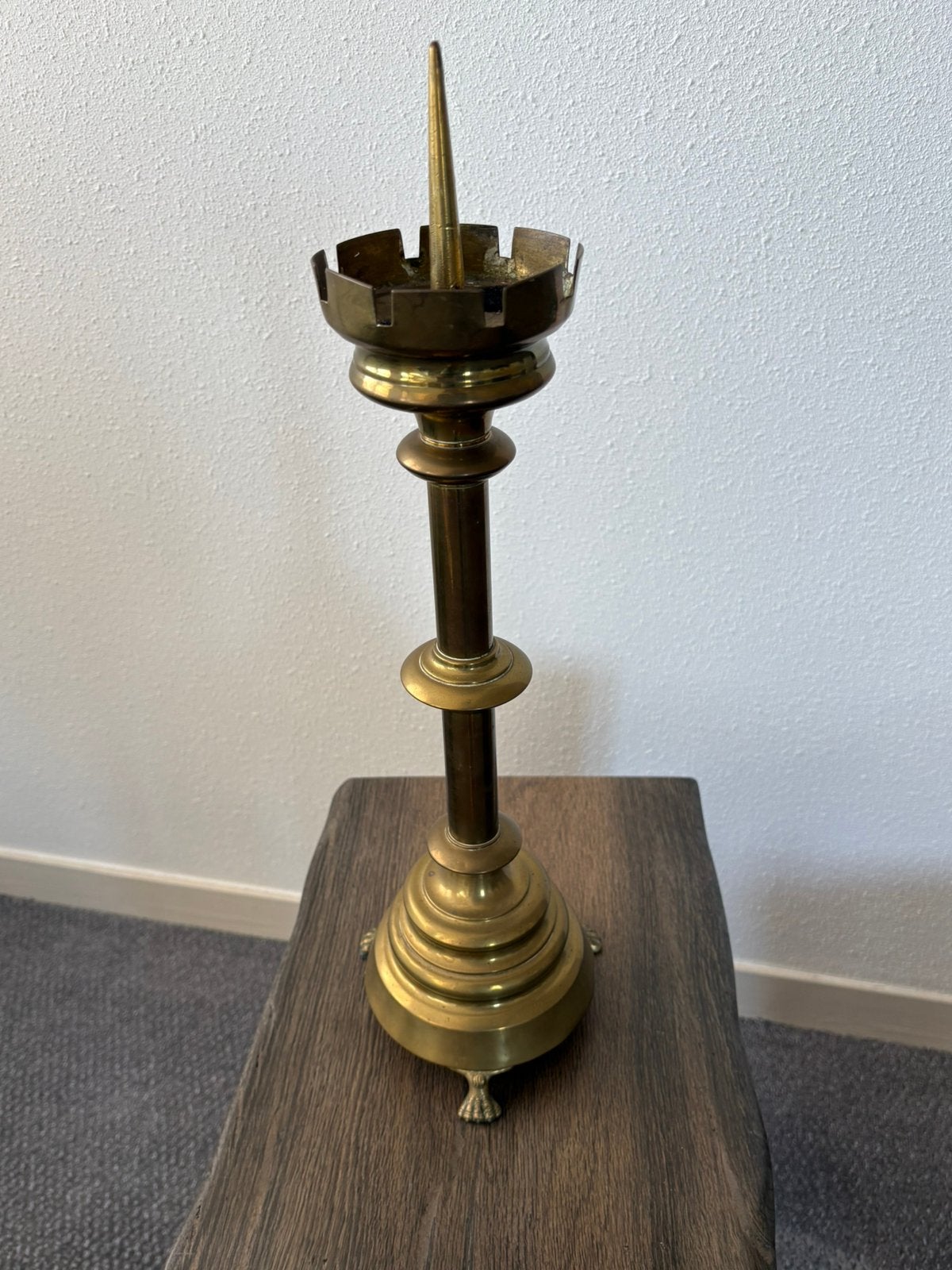 Prachtige zware kerk kandelaar. Geelkoper. Evt met kaars, Antiek en Kunst, Ophalen of Verzenden
