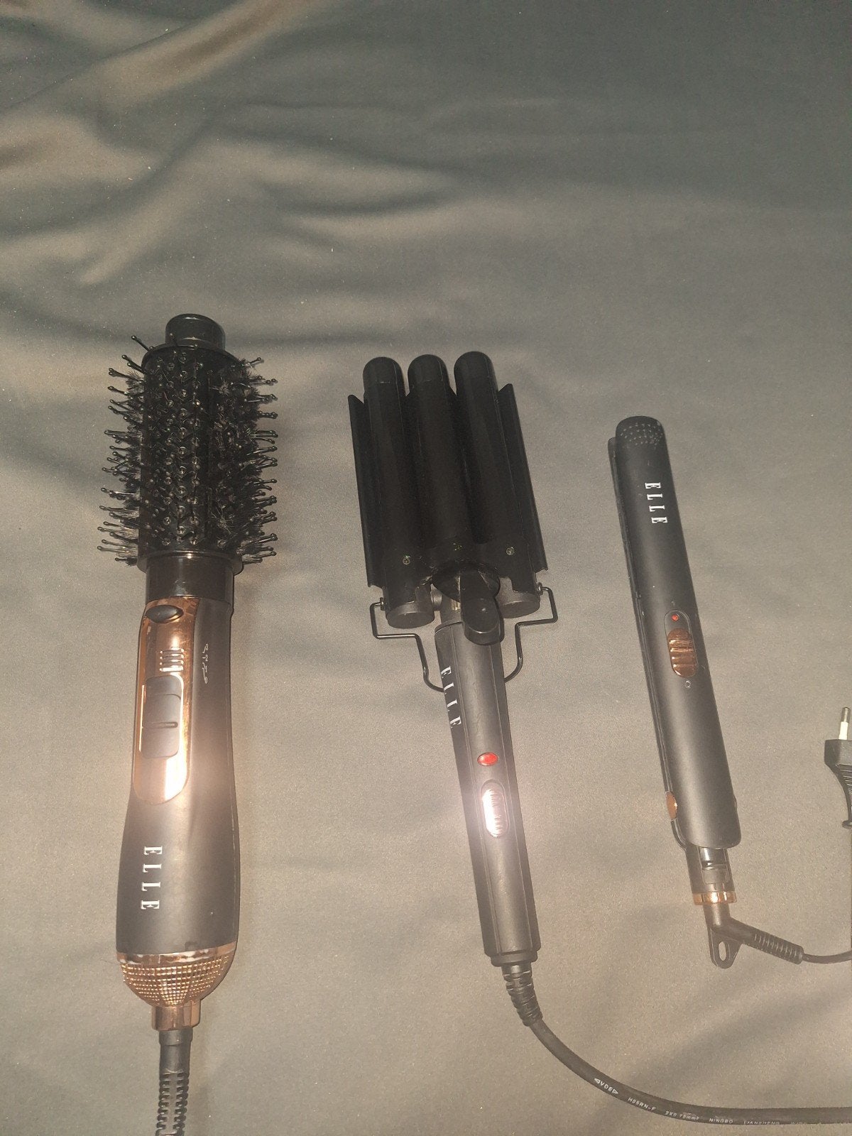 ELLE haarstyling set: borstel, golftang, stijltang, Ophalen of Verzenden, Zo goed als nieuw, Haarverzorging