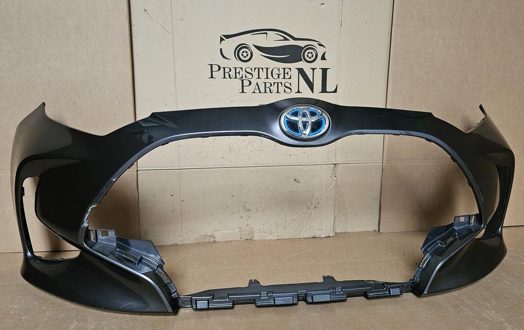 Voorbumper Toyota Yaris 4 IV 52119-0DA00 Origineel bj.2020-, Gebruikt, -, Voor, -