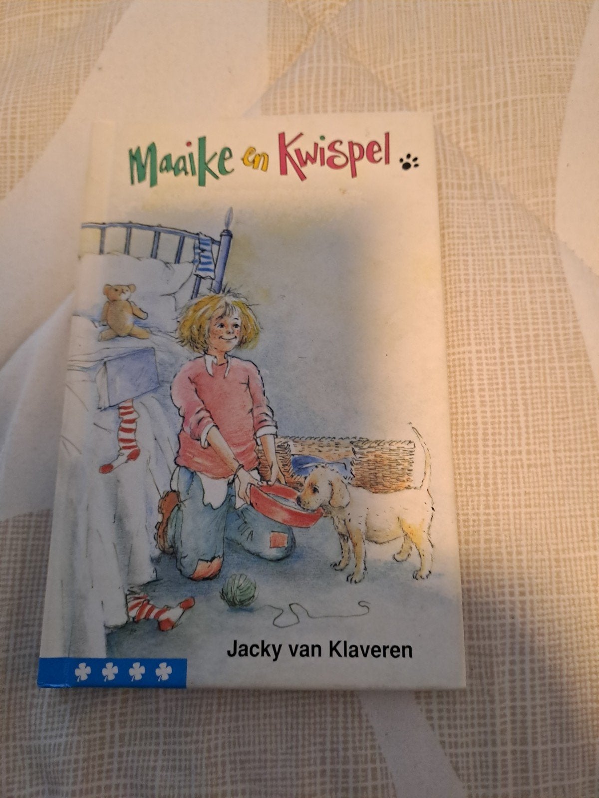 Maaike en Kwispel - Jacky van Klaveren, Ophalen of Verzenden, Gelezen, Fictie algemeen