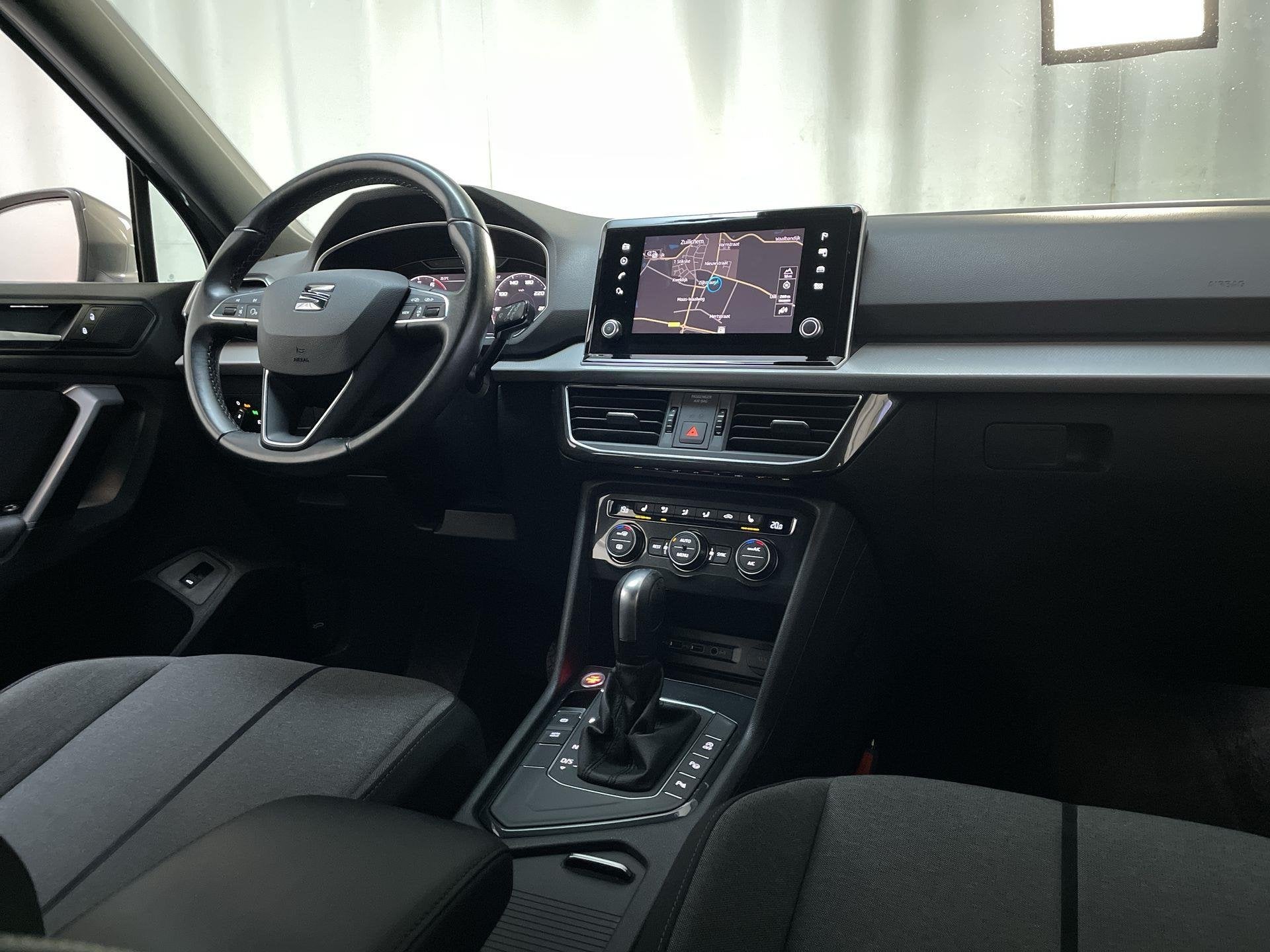 Seat Tarraco 1.5 TSI 150pk DSG Style Camera DAB+ Navigatie V, Auto's, Seat, Dealer onderhouden, Stof, 4 cilinders, Origineel Nederlands