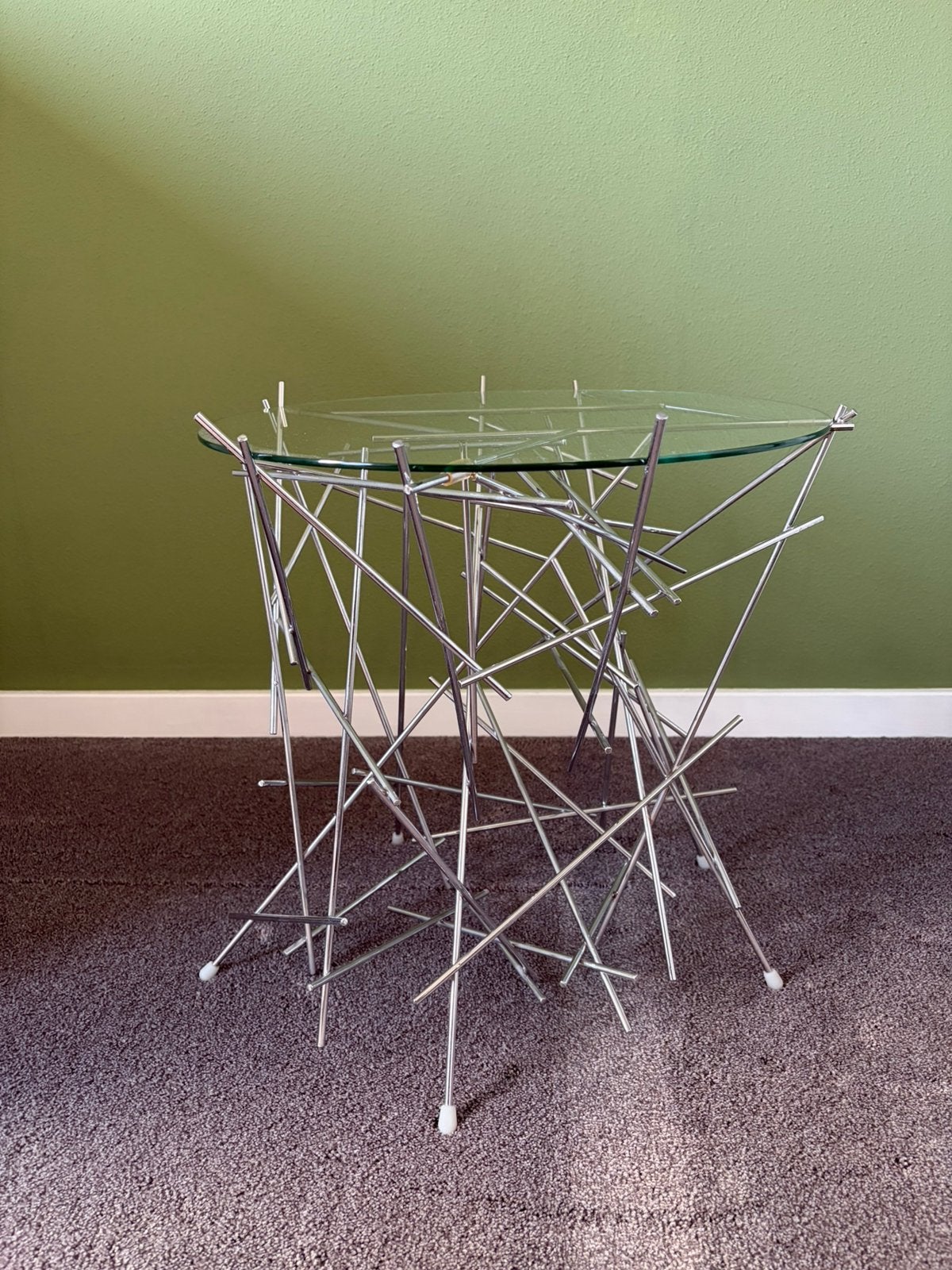 Alessi bijzettafeltje, Minder dan 55 cm, Metaal of Aluminium, Rond, Zo goed als nieuw