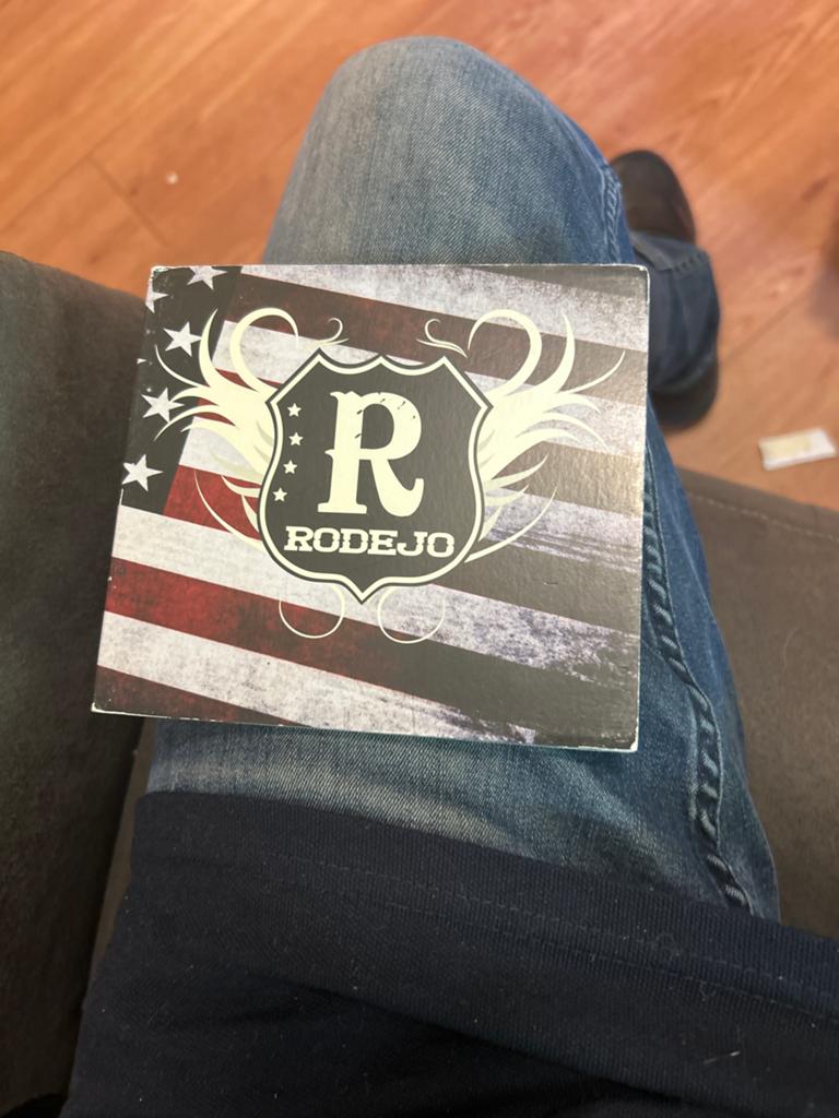 Rodejo CD - Hillbilly Girl, She Just Might Have Her Radio On, Ophalen of Verzenden, Gebruikt