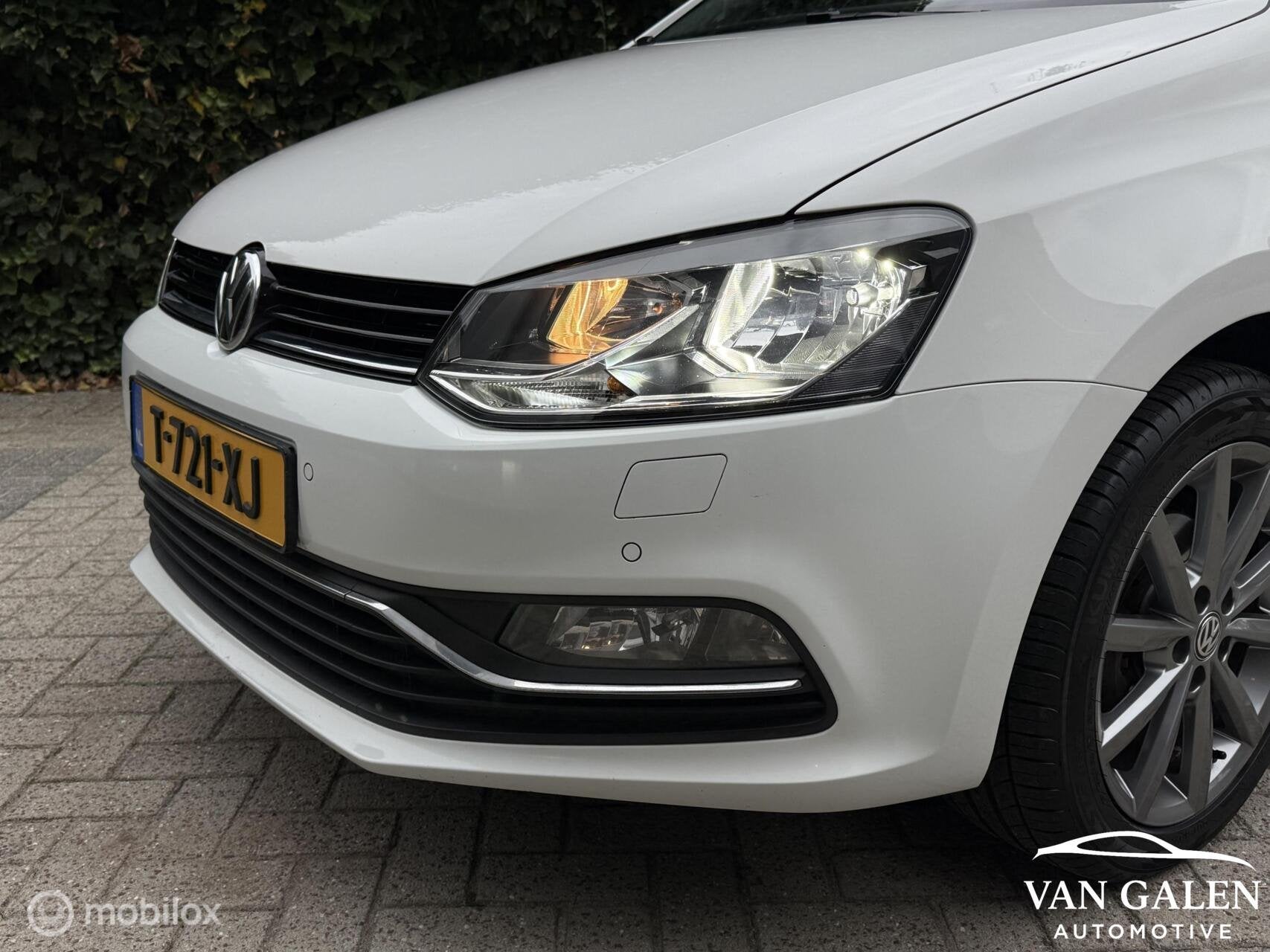 Volkswagen Polo 1.0 Facelift Airco|Pano|Led|Bluetooth|APK✅, 12 maanden, Euro 6, 60 pk, Wit