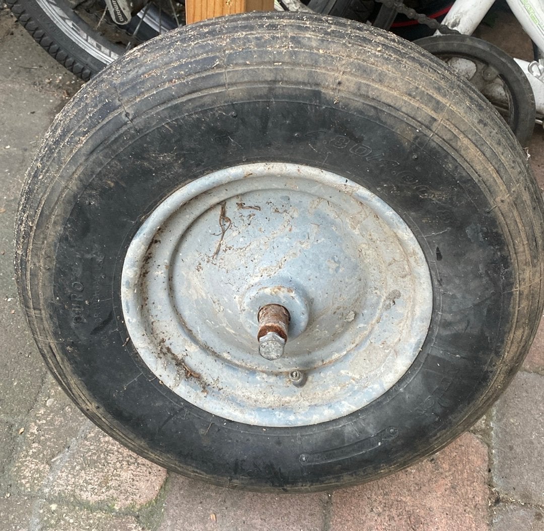 Kruiwagen wiel, Ophalen of Verzenden, Zo goed als nieuw
