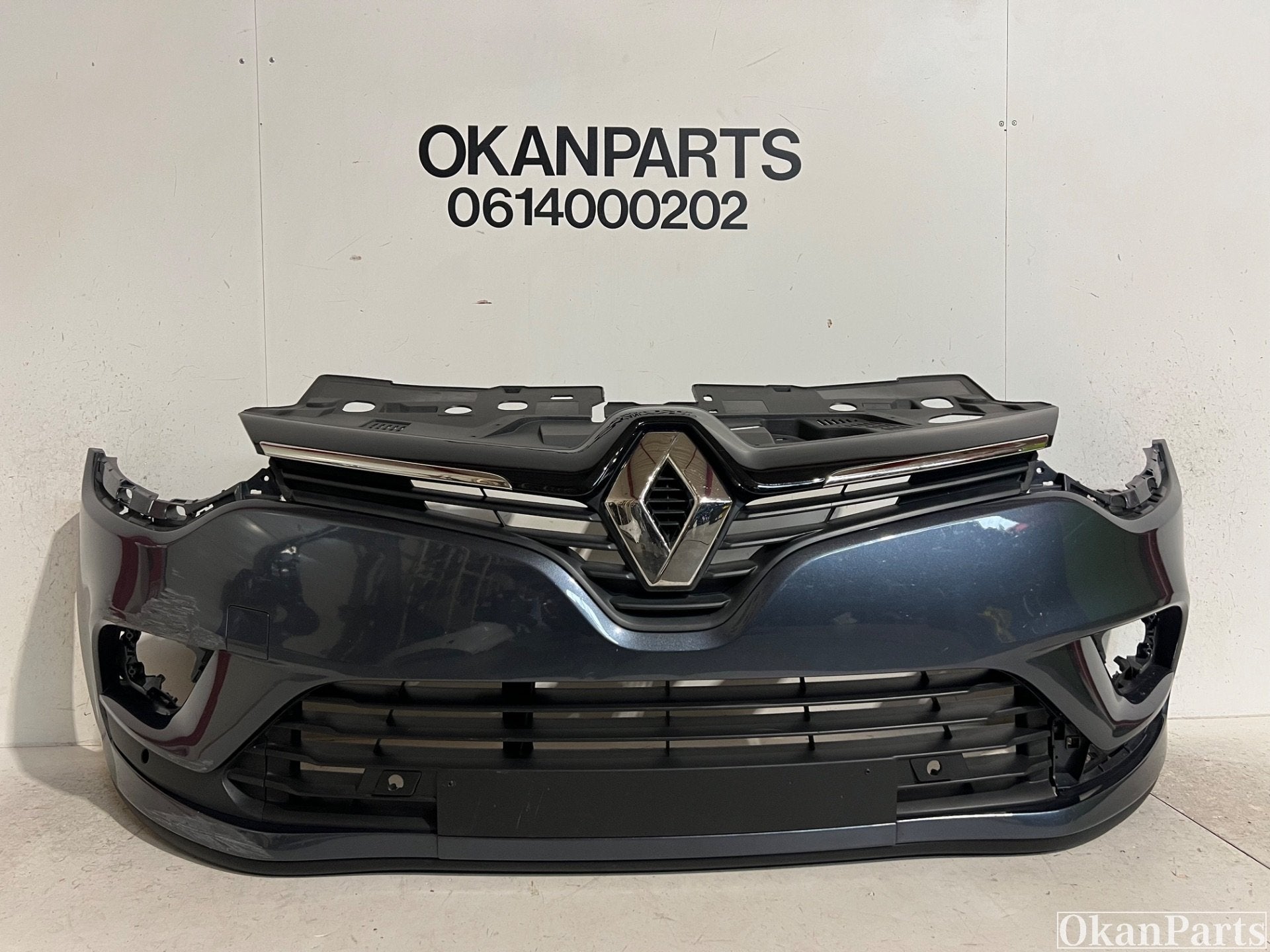 Renault Clio IV Facelift voorbumper 620221630R, Auto-onderdelen, Renault Group, Gebruikt, Contact.group@renault.com, Ophalen of Verzenden