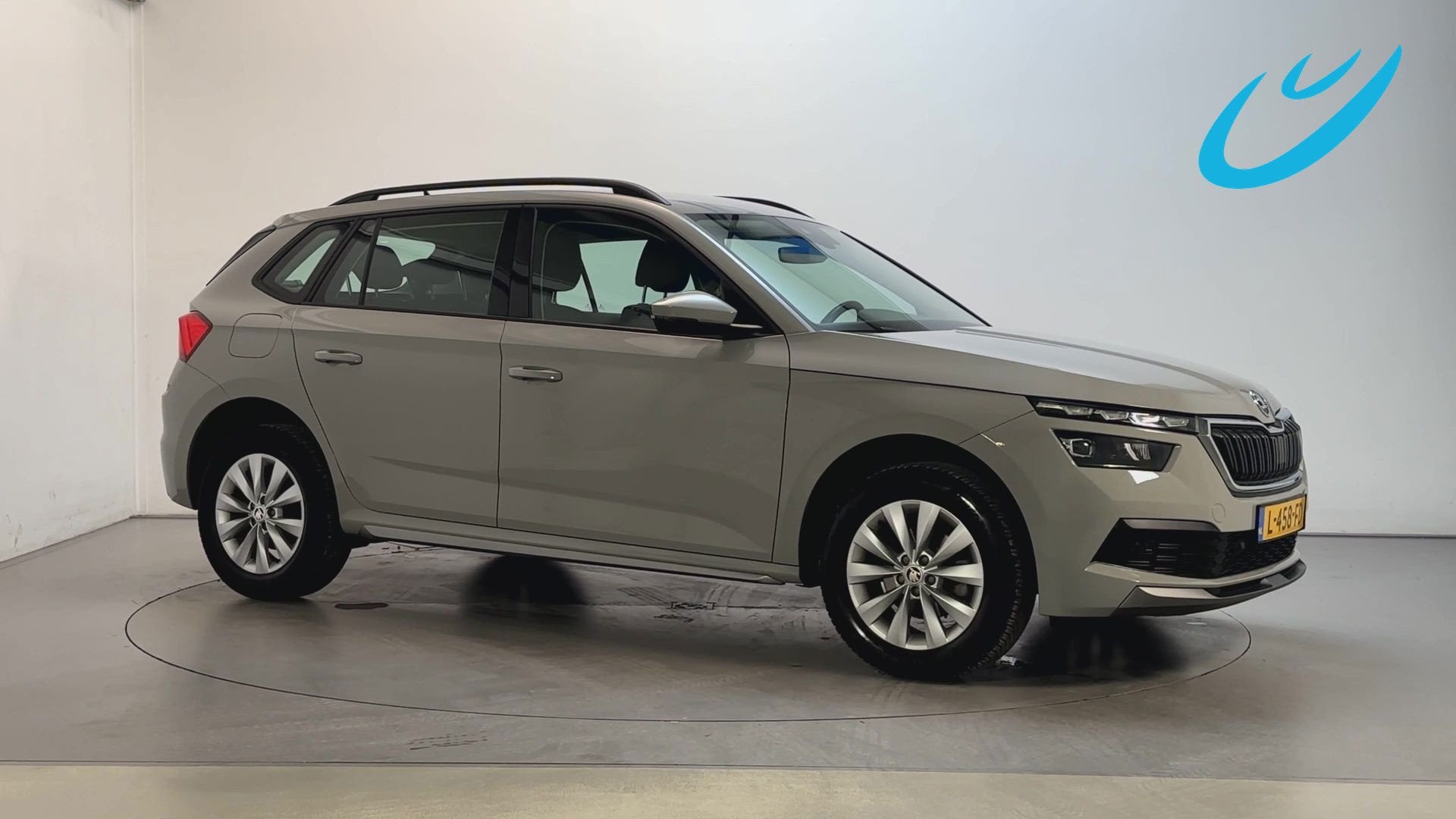 Skoda Kamiq 1.0 TSI 110pk DSG Business Edition Parkeersensor, Stof, Gebruikt, Met garantie (alle), Origineel Nederlands