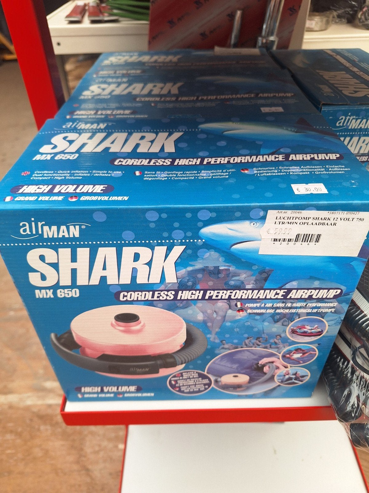 Luchtpomp shark 12 volt oplaadbaar, Ophalen of Verzenden, Nieuw, Elektrisch