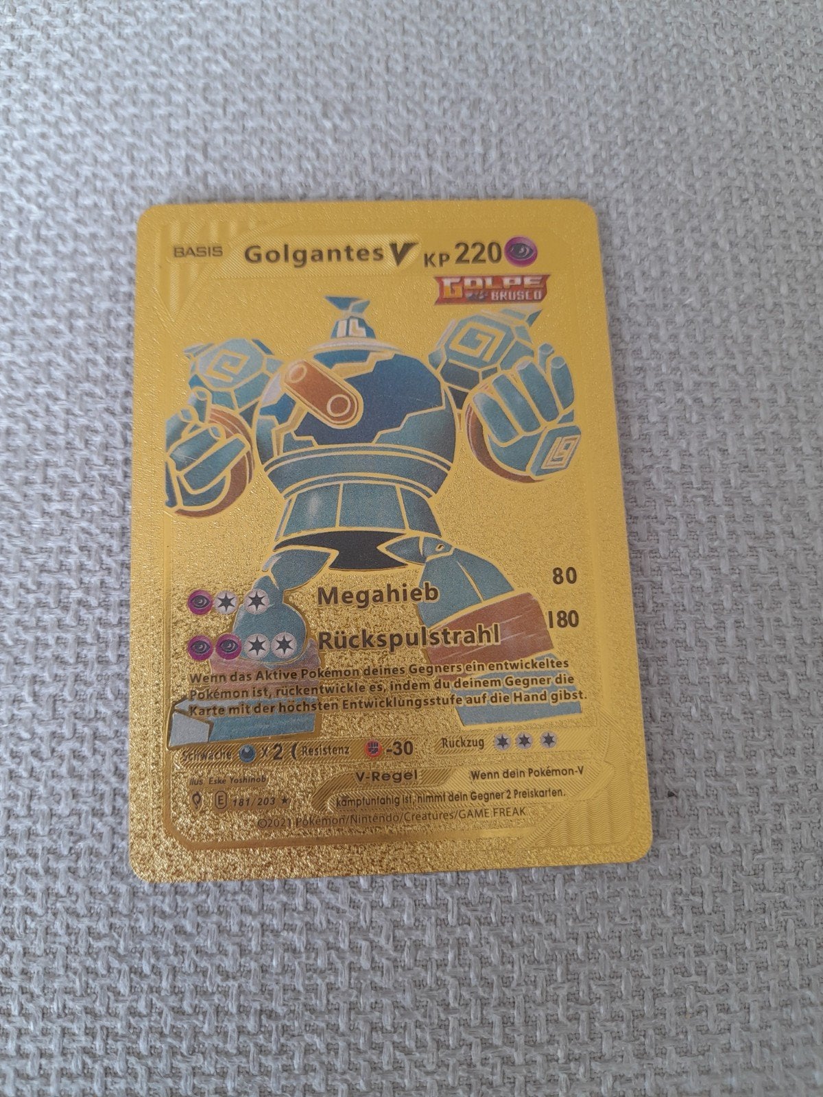 Golgantes V Gouden Pokémon Kaart - Duits, Ophalen of Verzenden, Zo goed als nieuw, Losse kaart