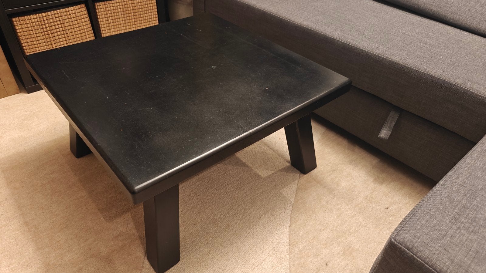 Zwarte vierkante massief houten salontafel - Gebruikt, Huis en Inrichting, Ophalen, Gebruikt, 50 tot 100 cm, Klassiek