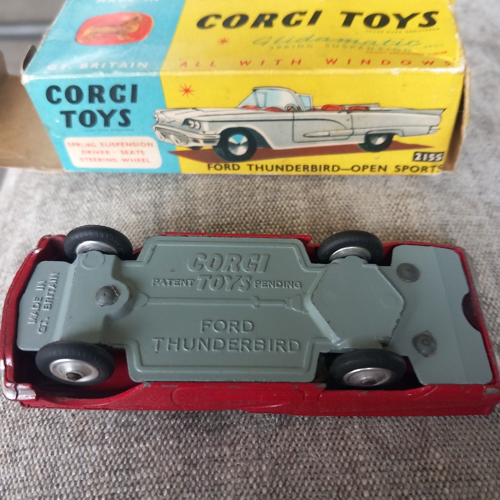 Ford Thunderbird open sports!! In doos., Hobby en Vrije tijd, Modelauto's | 1:43, Ophalen of Verzenden, Auto
