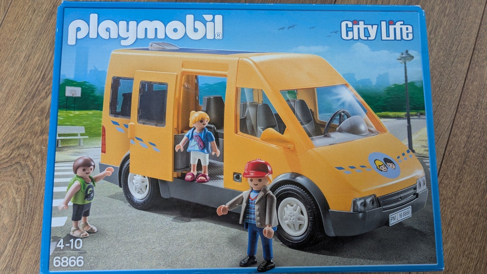 Foto 4 van PLAYMOBIL City Life Schoolbus 6866