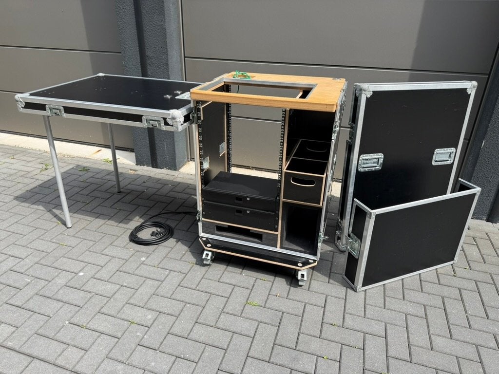 Flightcase mobiele studio / werkstation DHD Radio TechnoCase, Ophalen, Gebruikt, Overige instrumenten, Flightcase