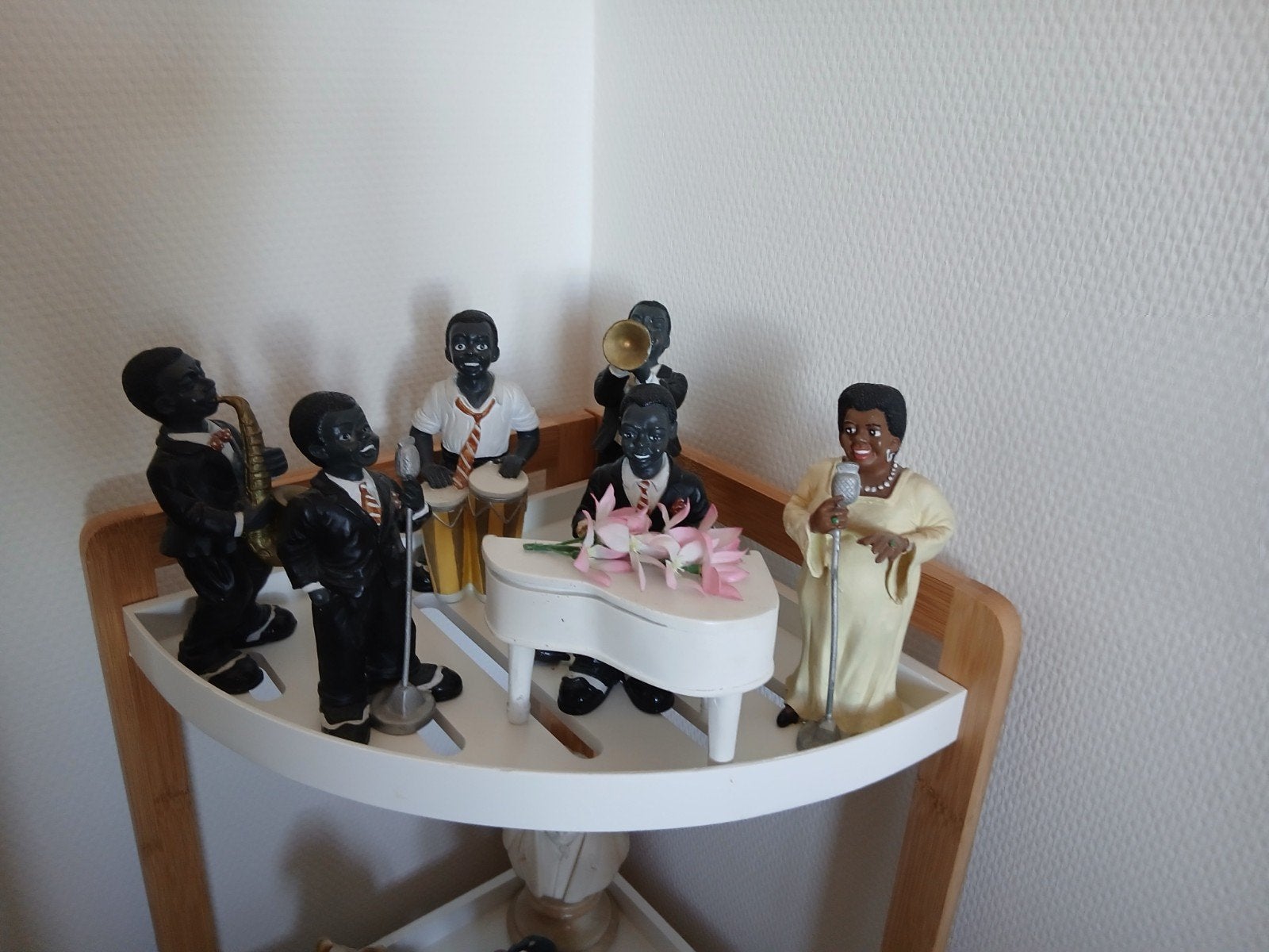 Beeldjes Louis Armstrong & Mahalia Jackson orkestje, Ophalen of Verzenden, Gebruikt, Mens
