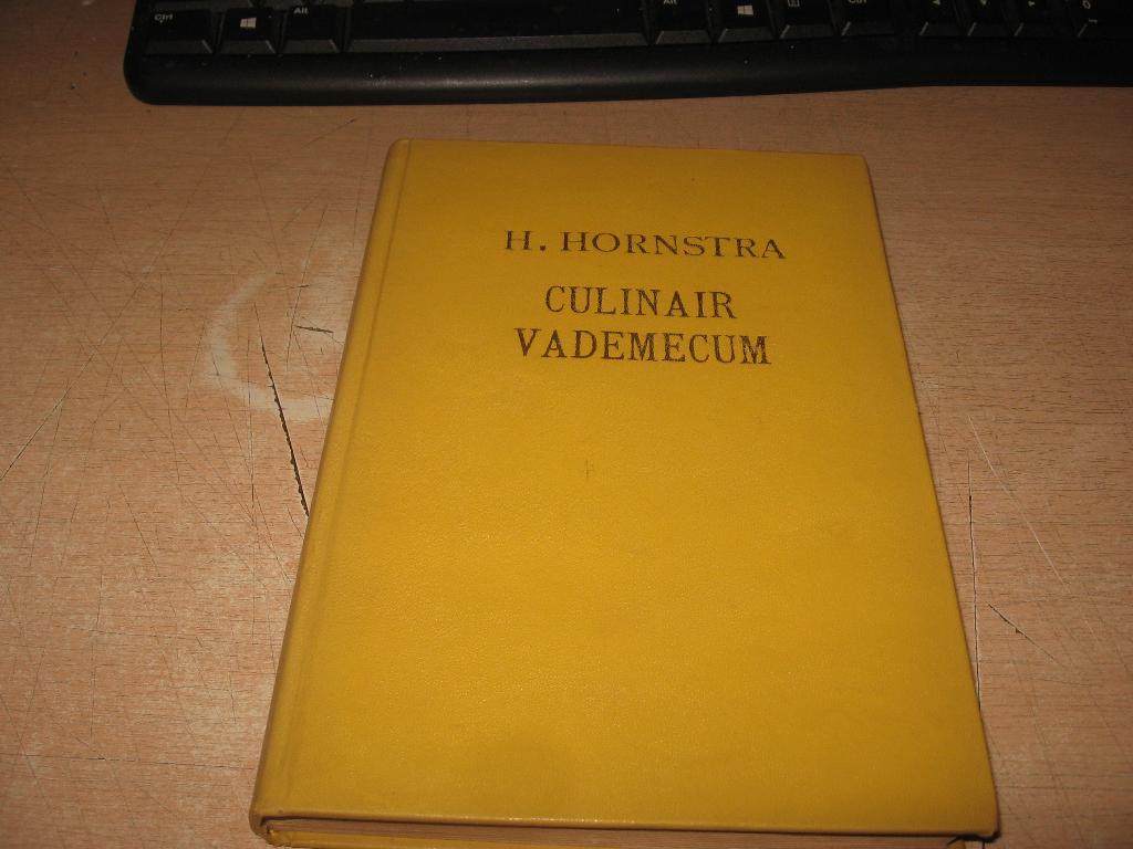 H.Hornstra      Culinair Vademecum  (1951), Ophalen of Verzenden, Gelezen