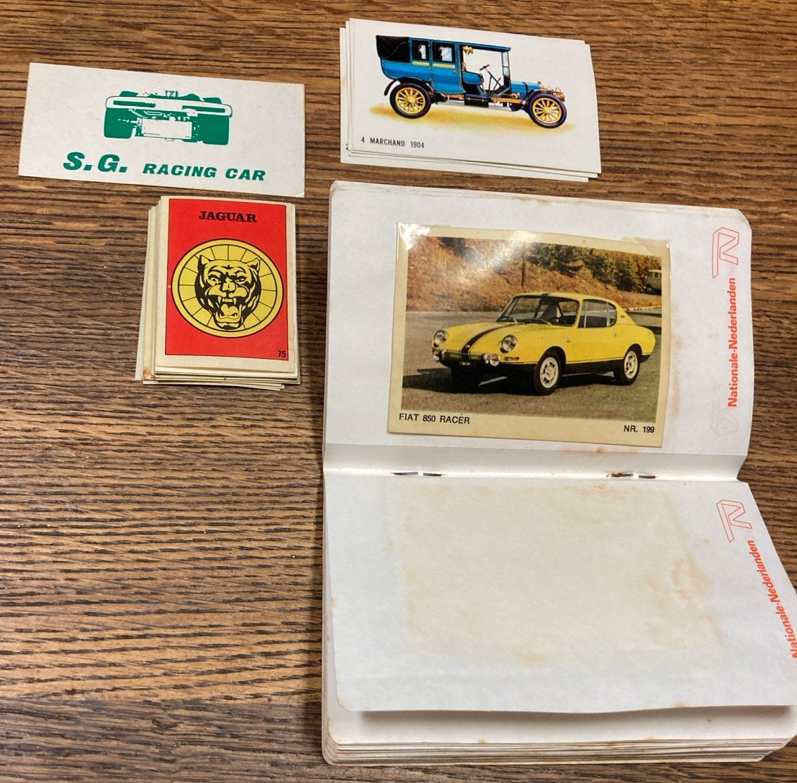Vintage Auto Afbeeldingen plaatjes stickers en Verzamelalbum, Ophalen of Verzenden, Gebruikt, Auto's