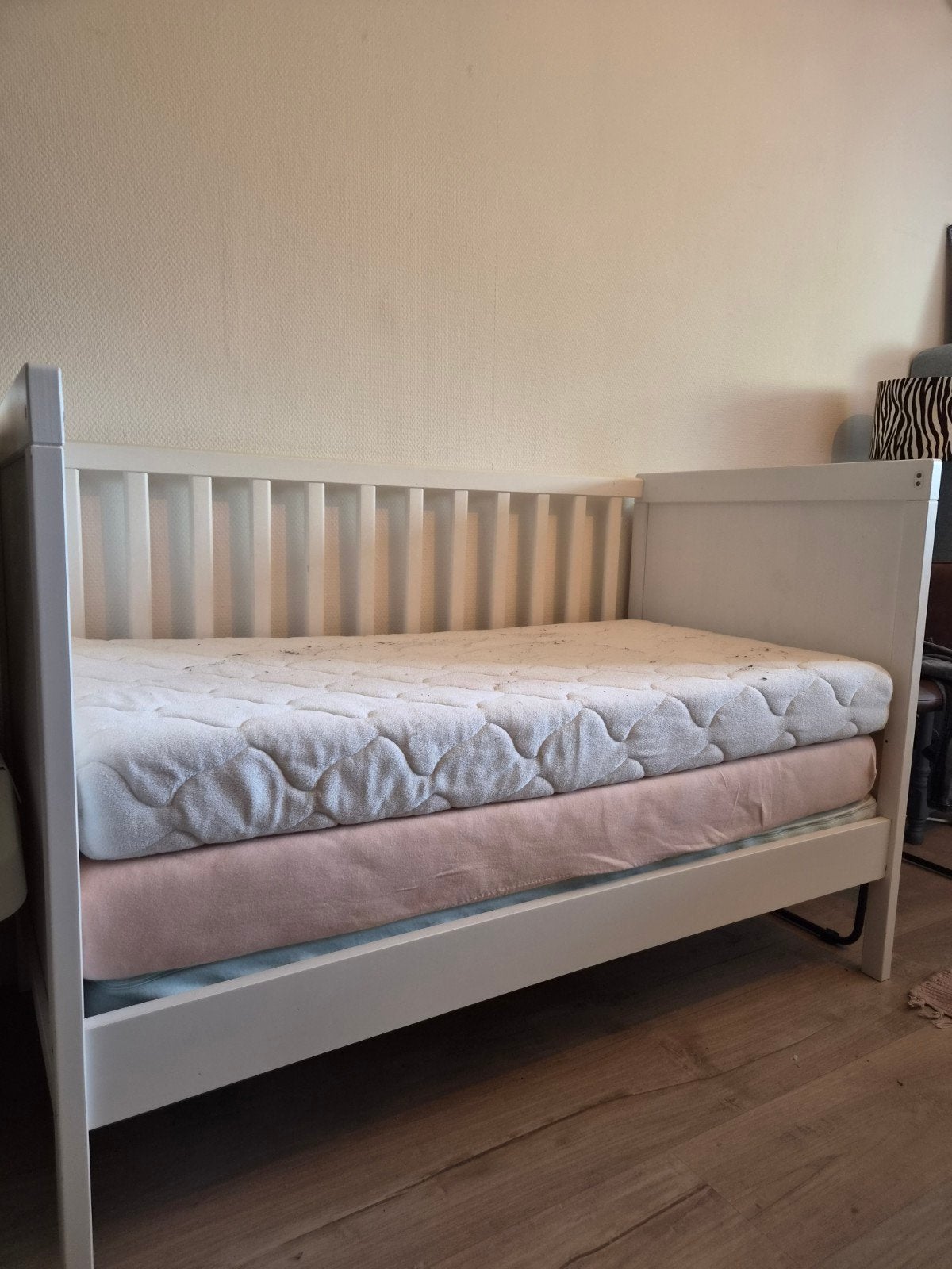 Ikea Ledikant Babybed Co-Sleeper Peuterbed, Ophalen, Zo goed als nieuw, Minder dan 140 cm, Minder dan 70 cm