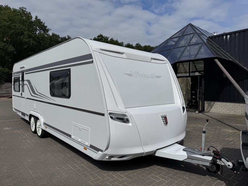 Tabbert Vivaldi 685 DF 2023 | Airco, Caravans en Kamperen, Rondzit, Tabbert, Bedrijf, 6 tot 7 meter