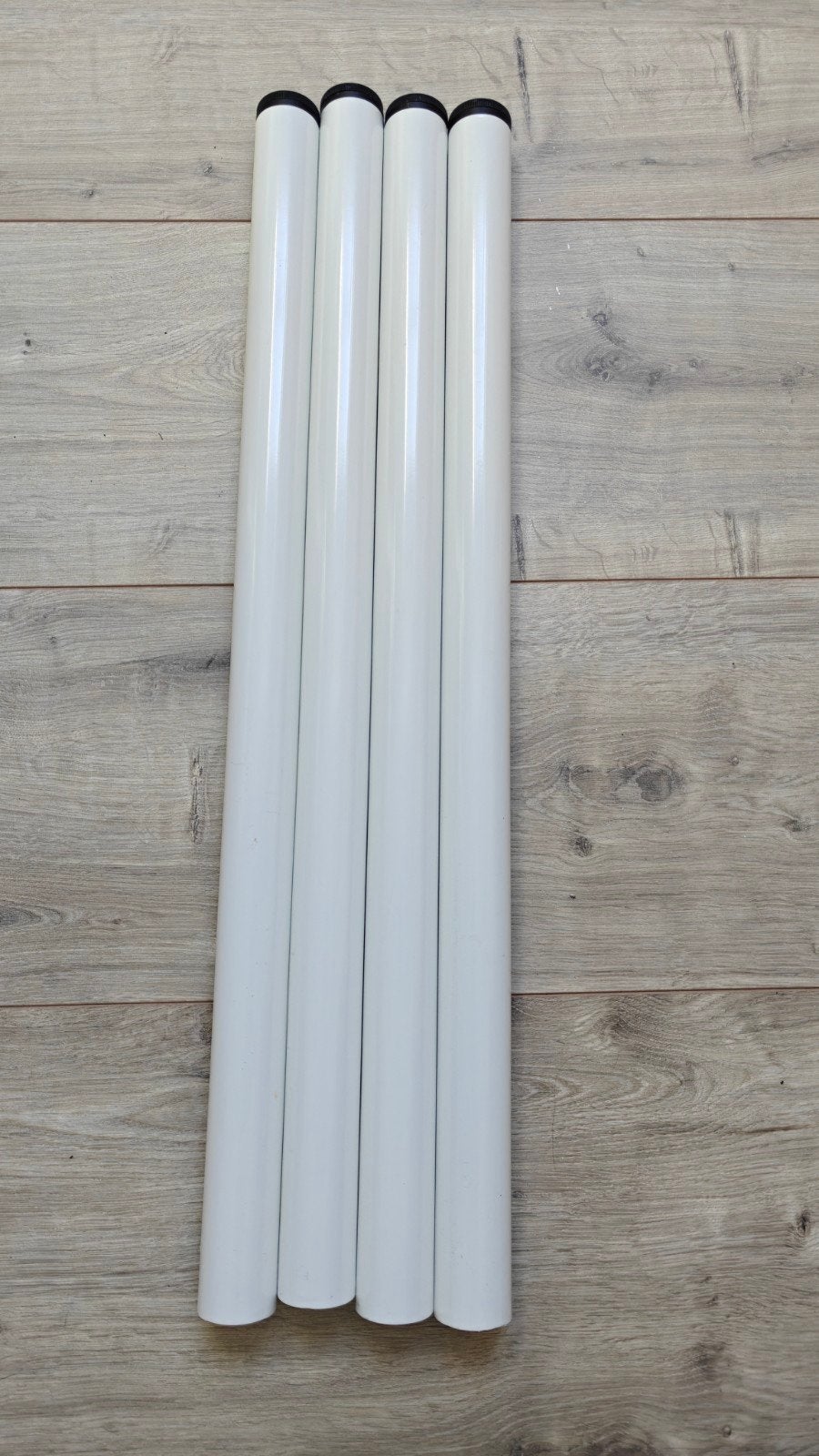Set van 4 witte IKEA tafelpoten, 70 cm, Huis en Inrichting, Tafelonderdelen, Tafelpoot, 50 tot 100 cm, Rond, Zo goed als nieuw