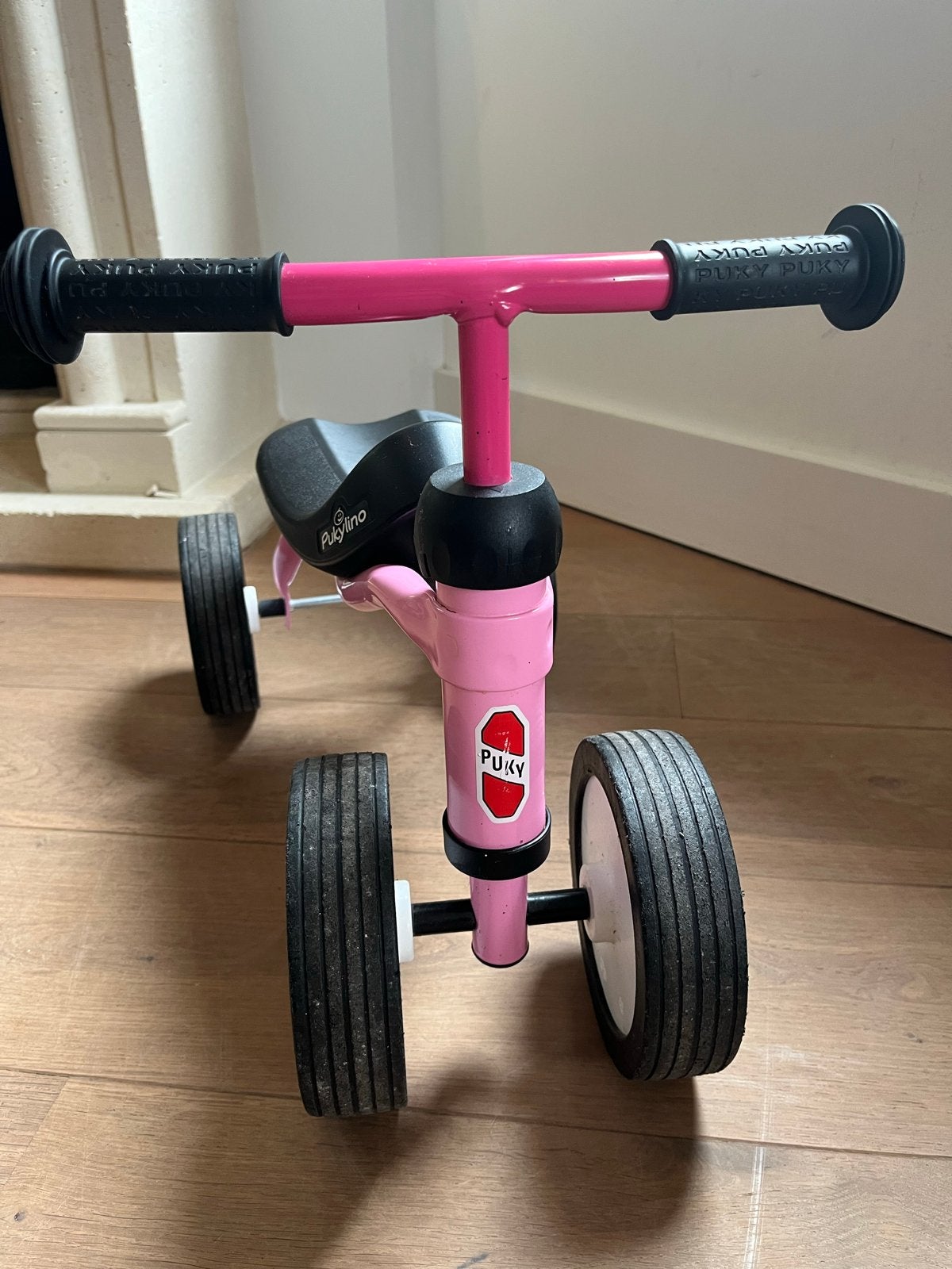 Foto 2 van Puky Pukylino loopfiets roze