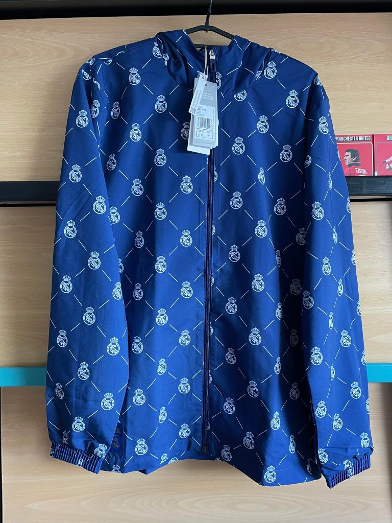 Real Madrid Adidas Trainingsjack nieuw Blauw Maat XS, Kleding | Heren, Sportkleding, Blauw, Nieuw, Ophalen of Verzenden, Adidas