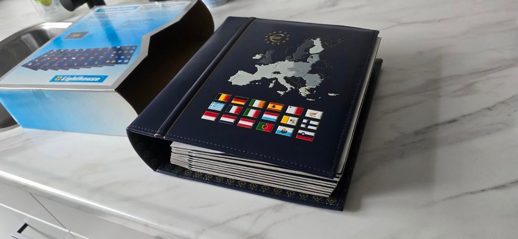 Euro album Leuchtturm Vista Euro Munten Album 2008, Postzegels en Munten, Munten | Europa | Euromunten, Ophalen of Verzenden, Overige landen