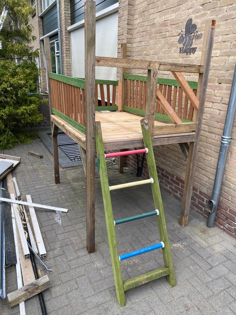 Speeltoestel/ boomhut/ uitkijktoren 120 x 180, Ophalen, Gebruikt, Overige typen
