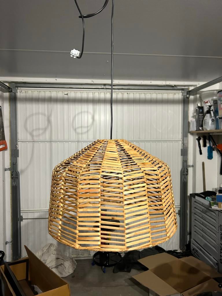 Ikea rieten lampenkap - natuurlijke uitstraling, Ophalen of Verzenden, Gebruikt, Overige materialen, Minder dan 50 cm