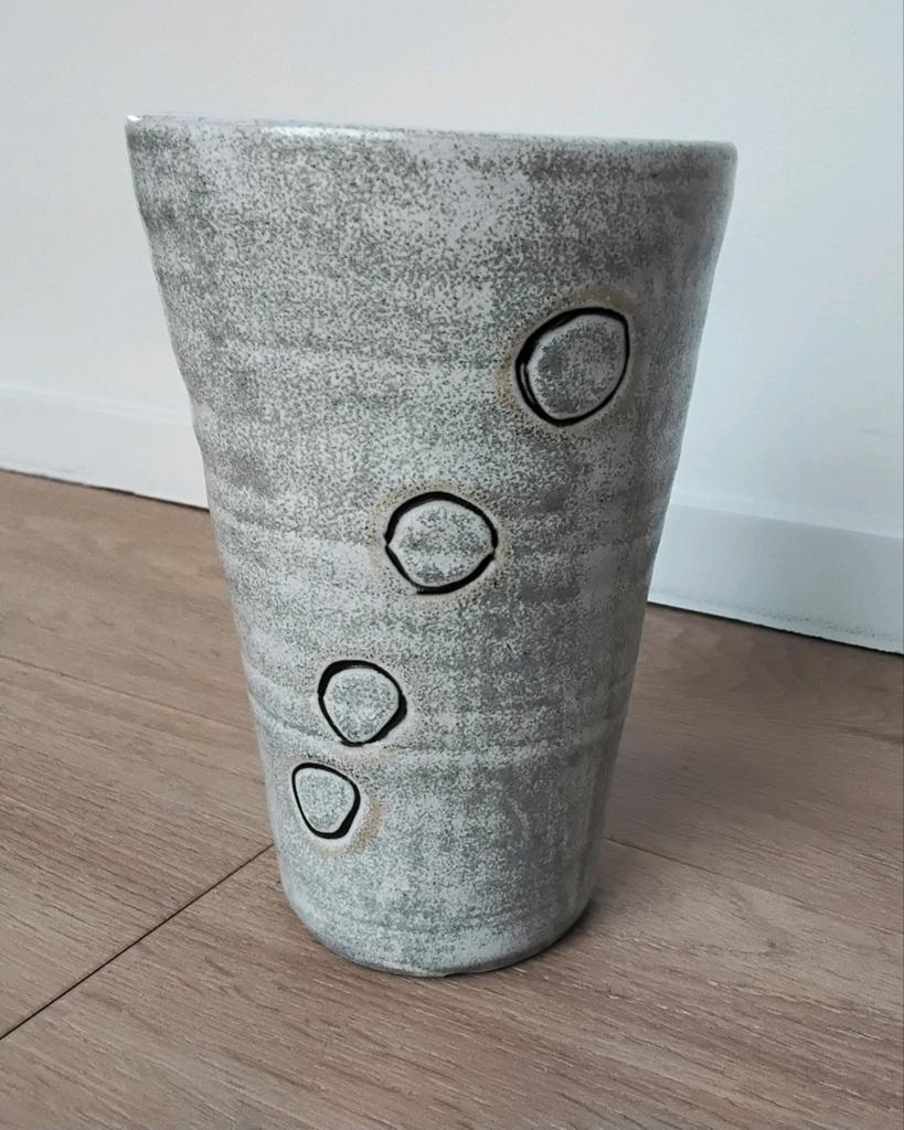 Erg mooie vintage vaas Potterie Haemstede Amsterdam, 18,5cm, Overige kleuren, Aardewerk of Porselein, Ophalen of Verzenden, Zo goed als nieuw