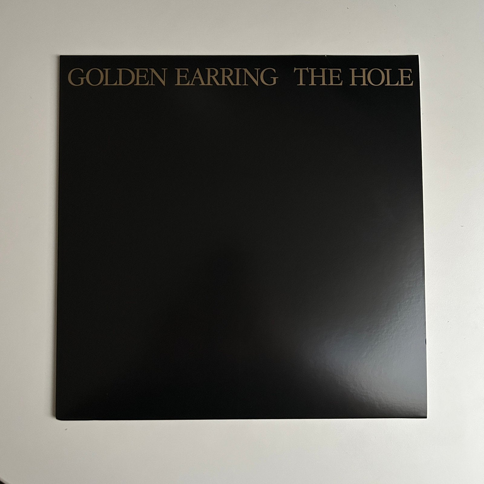 LP Golden Earring - The Hole (reissue, gold vinyl), Ophalen of Verzenden, Zo goed als nieuw, 12 inch, Poprock