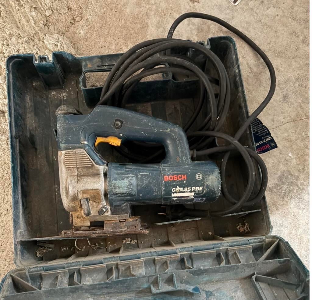 Bosch GST 85 PBE Decoupeerzaag - Gebruikt, Doe-het-zelf en Verbouw, Gereedschap | Zaagmachines, Ophalen of Verzenden, Zo goed als nieuw