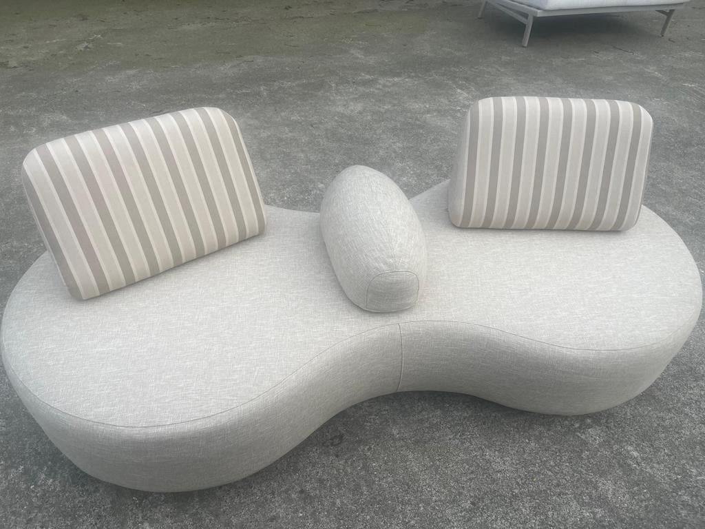 Stijlvolle 2-persoons loungebank Model 2026, Huis en Inrichting, Banken | Sofa's en Chaises Longues, Nieuw, Tweepersoons, 200 tot 250 cm