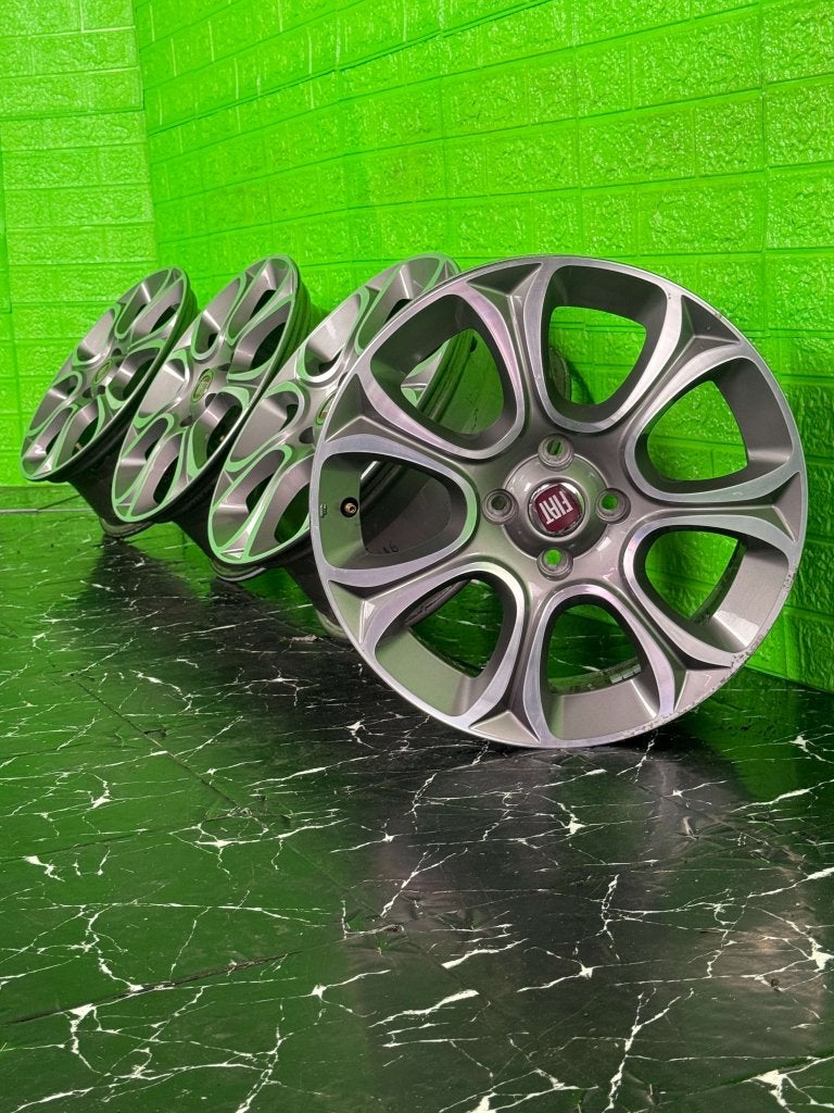 Originele Fiat Punto Evo Grande velgen 16" 4x98 4x100 ET45, Auto-onderdelen, Niet ingevuld, Gebruikt, Velg(en), 16 inch