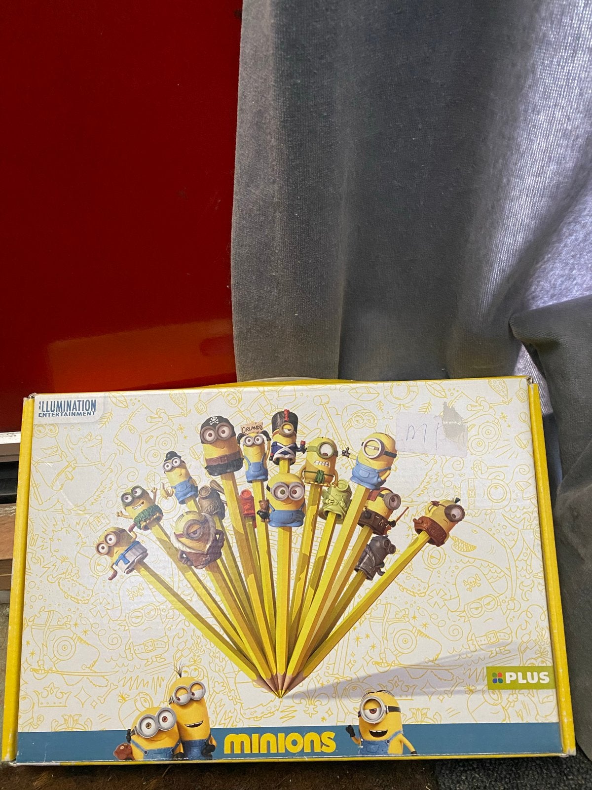 Complete Disney Minions verzamelbox met potloden (Plus), Ophalen of Verzenden, Nieuw