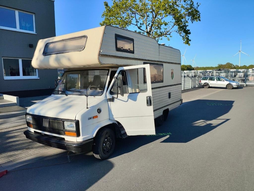 Fiat Ducato Eura Mobil Camper 1986 Oldtimer defect, Caravans en Kamperen, Campers, Fiat, Dakluik, Particulier, Half-integraal