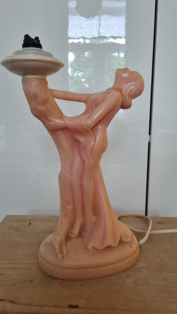 Art Deco tafellamp met vrouwen figuur, Ophalen