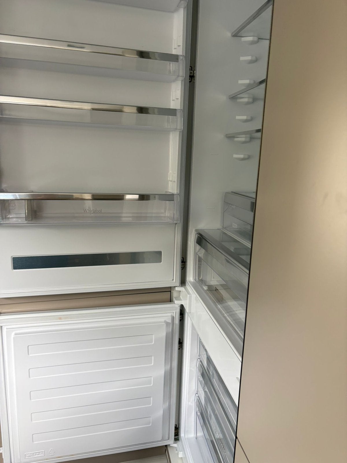 Whirlpool inbouw koel-vriescombinatie, Ophalen, 200 liter of meer, Met aparte vriezer, 160 cm of meer