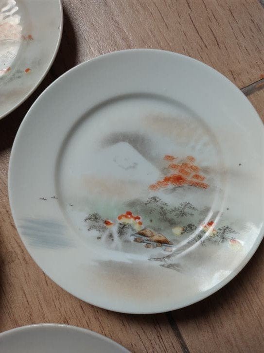5 antieke gebaksbordjes,  handgeschilderd Indonesisch decor, Ophalen of Verzenden