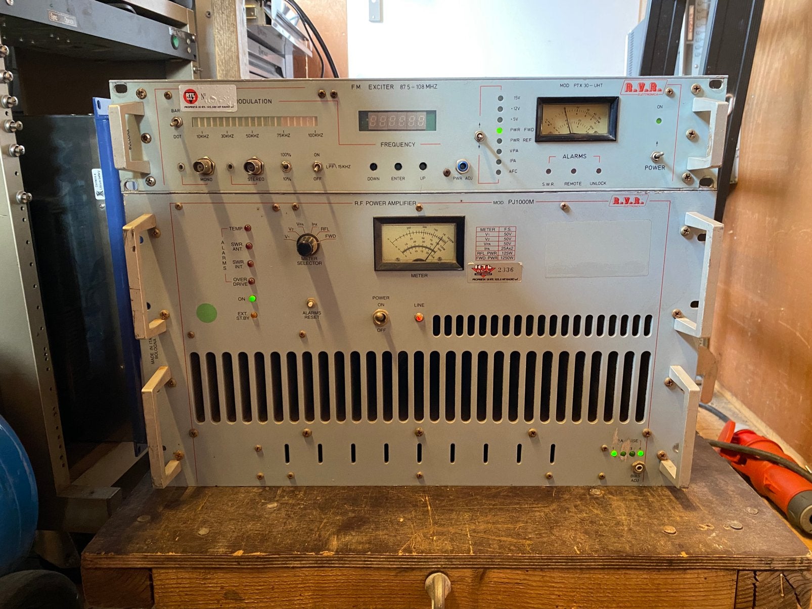 RVR PJ1000M 1KW SET, Telecommunicatie, Ophalen, Gebruikt, Zender