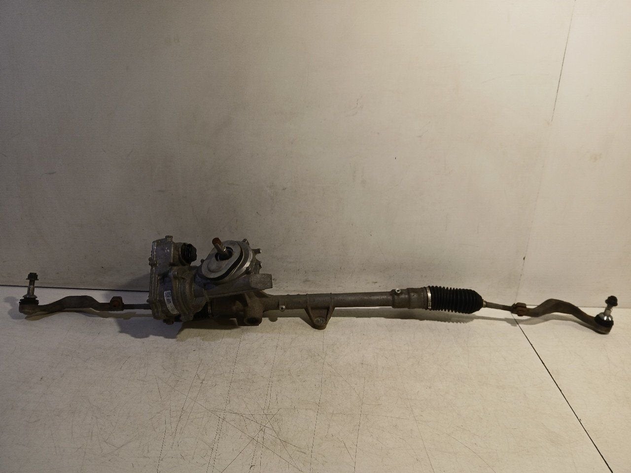 Stuurhuis BMW 2 serie, Onderdelen@venauto.nl, Van der Ven Autorecycling B.V., Gebruikt, Ettenseweg 76, 4706 PB Roosendaal, The Netherlands