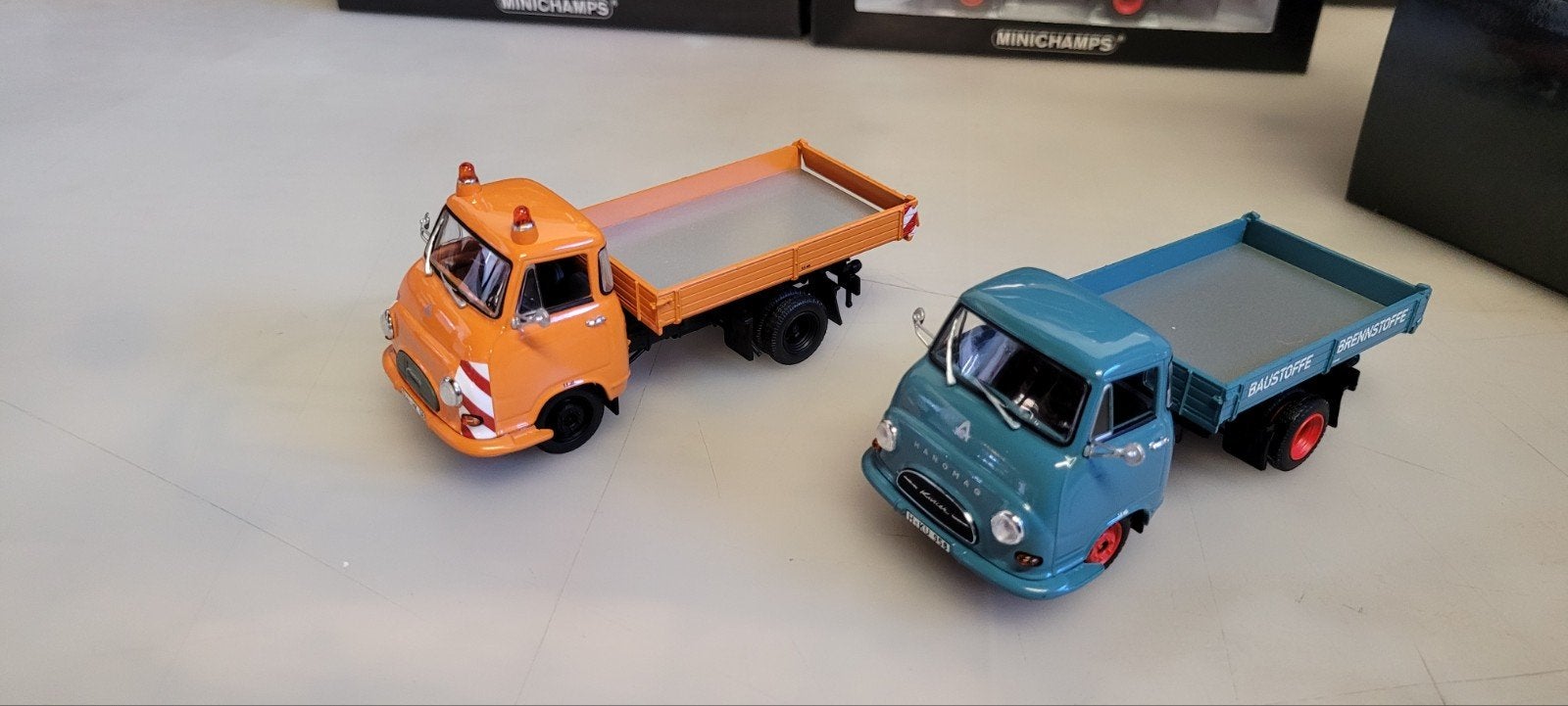 Minichamps 1958 Hanomag Kurier, Ophalen of Verzenden, Zo goed als nieuw, Bus of Vrachtwagen, MiniChamps