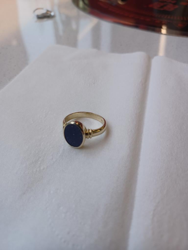 Gouden zegelring, Ophalen of Verzenden, Zo goed als nieuw, 17 tot 18, Dame