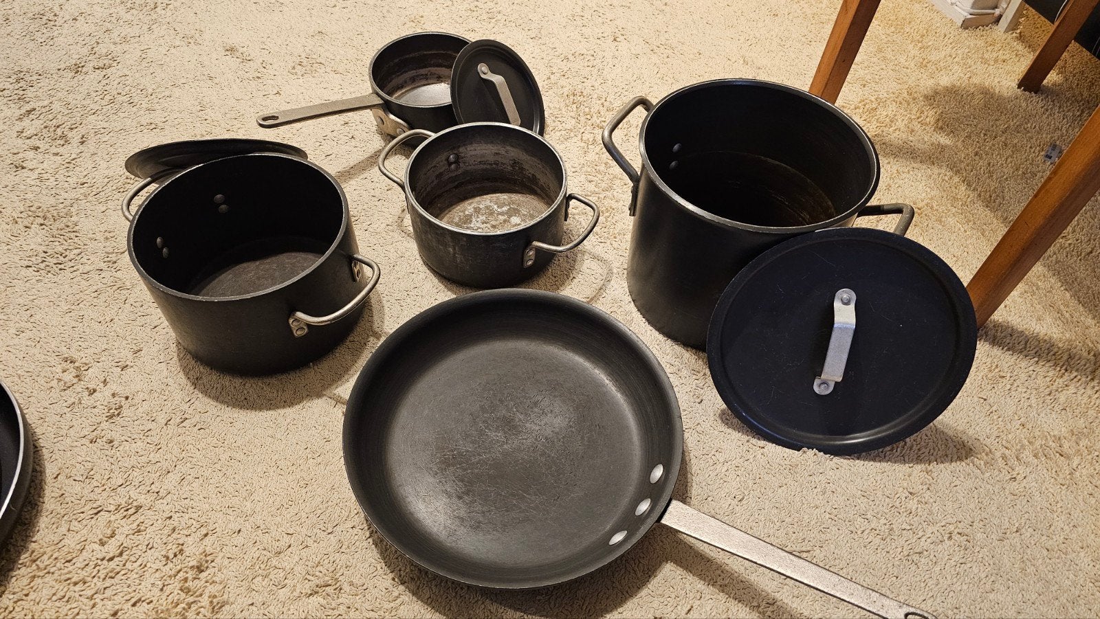 Culinaire Pannenset van Calphalon, Ophalen, Overige materialen, Gebruikt, Met deksel