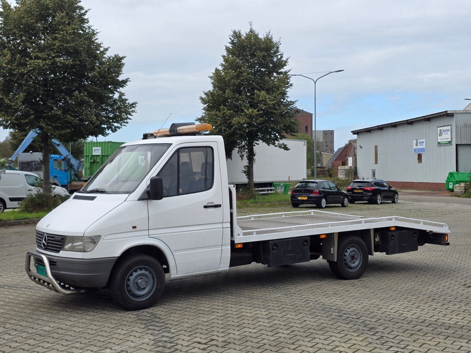 Mercedes-Benz 2.9TD 312D Oprijwagen 1995, 2000 kg, Mercedes-Benz, Grijs, Particulier