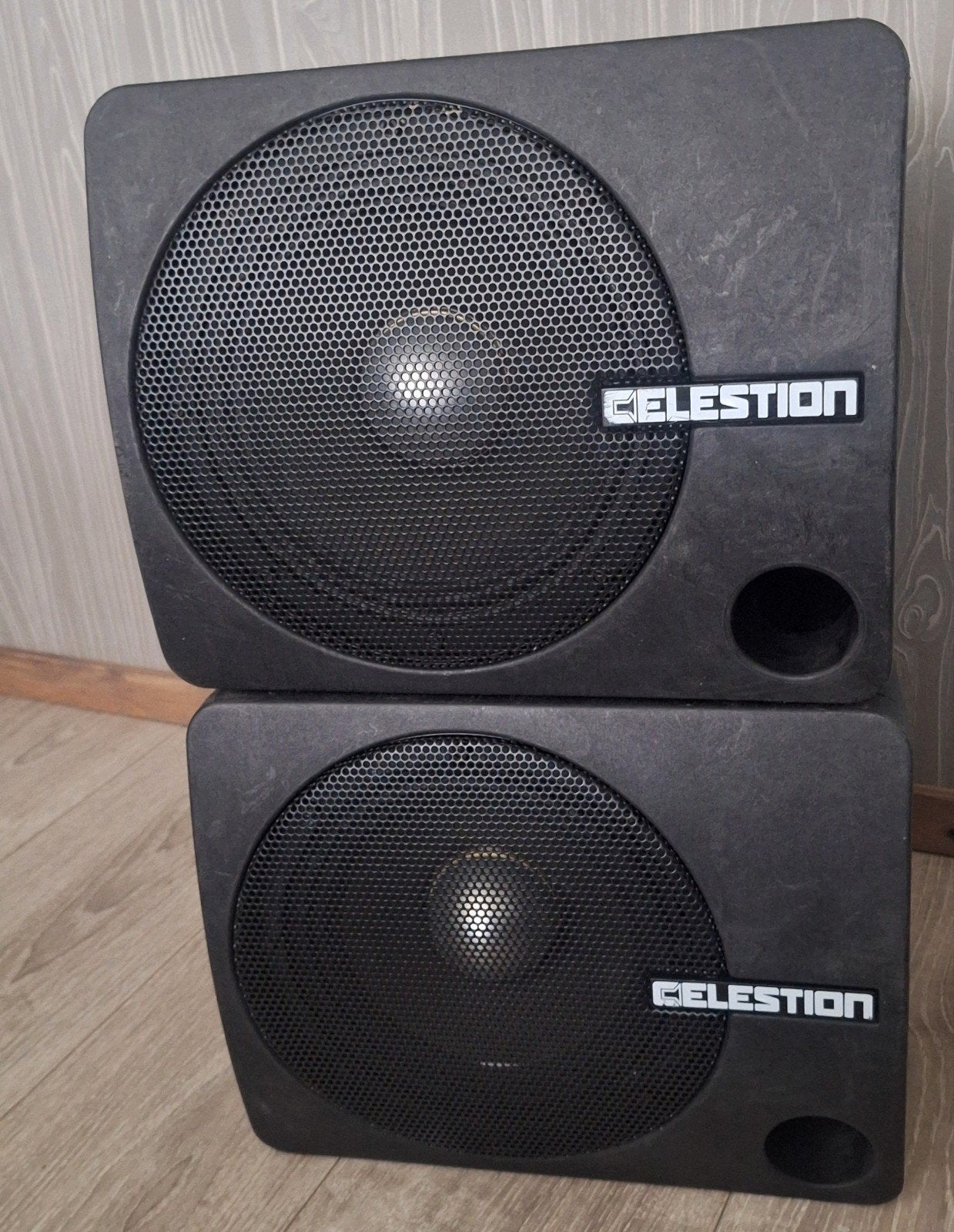 2 Celestion sr 3 luidspreker src3 processor 19inch 8 ohm sr1, Stereo speakers, Gebruikt, Ophalen of Verzenden, 150 watt of meer