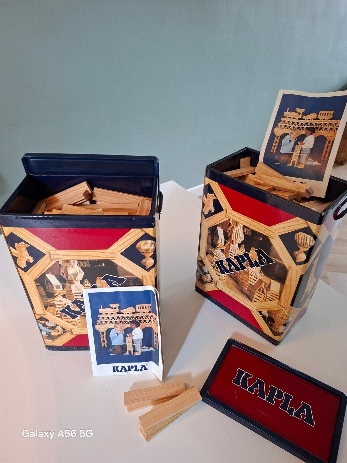 Twee volle dozen Kapla met voorbeeldboekjes, Ophalen of Verzenden, Gebruikt, Overige merken
